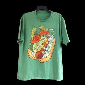 EUC Mens Graphic Tee Size XL (estimated)